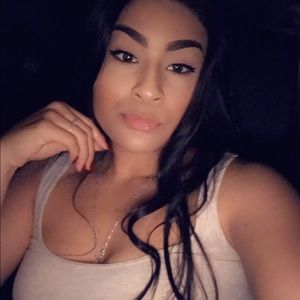 Meet your Posher, Mayra